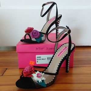 NEW! Betsy Johnson Jaime floral and striped heels! Sz 8
